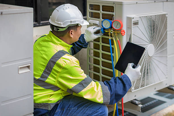 Professional Ac Installation technician working in Steger, IL
